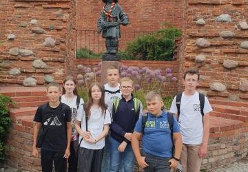 Wycieczka do Warszawy dla stypendystów oraz uczniów z wysokimi osiągnięciami edukacyjnymi.