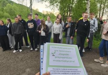 Młodzi odkrywcy w akcji: „Tajemnica pnia” i „Hydrologia w praktyce”
